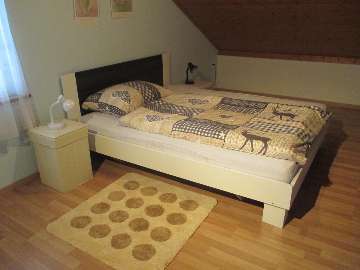 Bed and Breakfast Heidis Gastehaus Niederwil Exterior foto