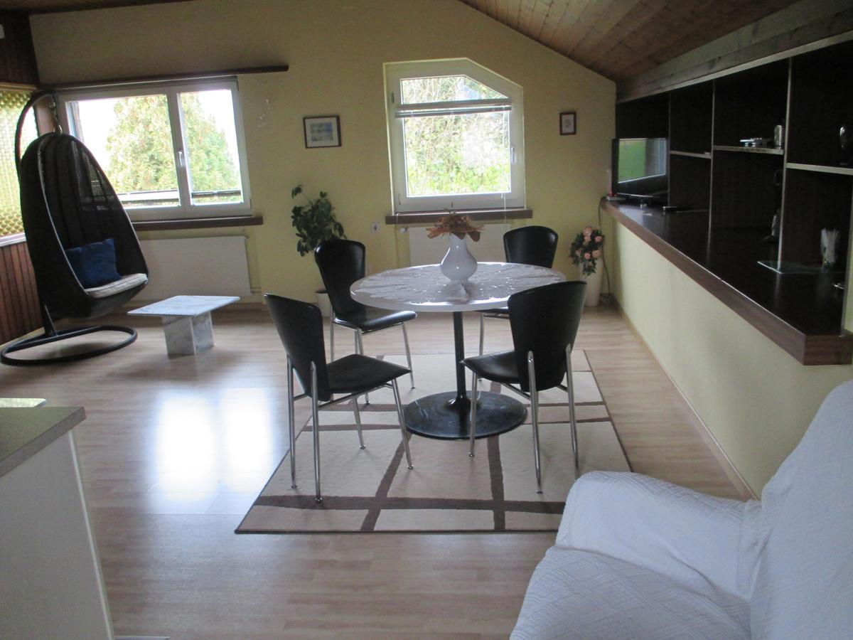 Bed and Breakfast Heidis Gastehaus Niederwil Exterior foto